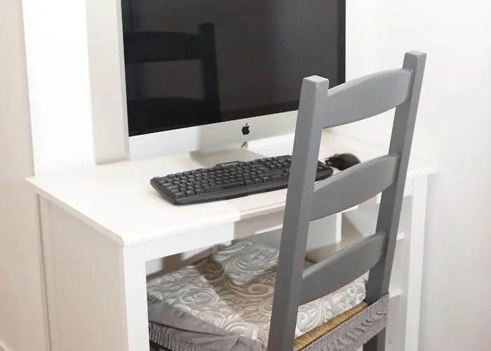 Amira Fiera 公寓 *