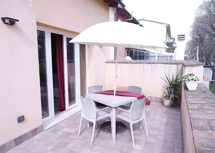 Amira Fiera * 维罗纳